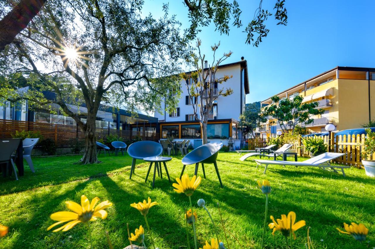 Villa Nirvana Torbole Sul Garda Εξωτερικό φωτογραφία
